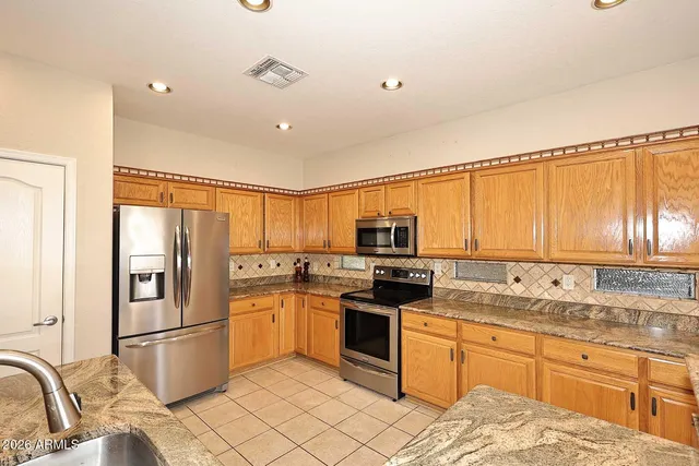 $560,000 | 1930 West Armstrong Way, Chandler, AZ 85286