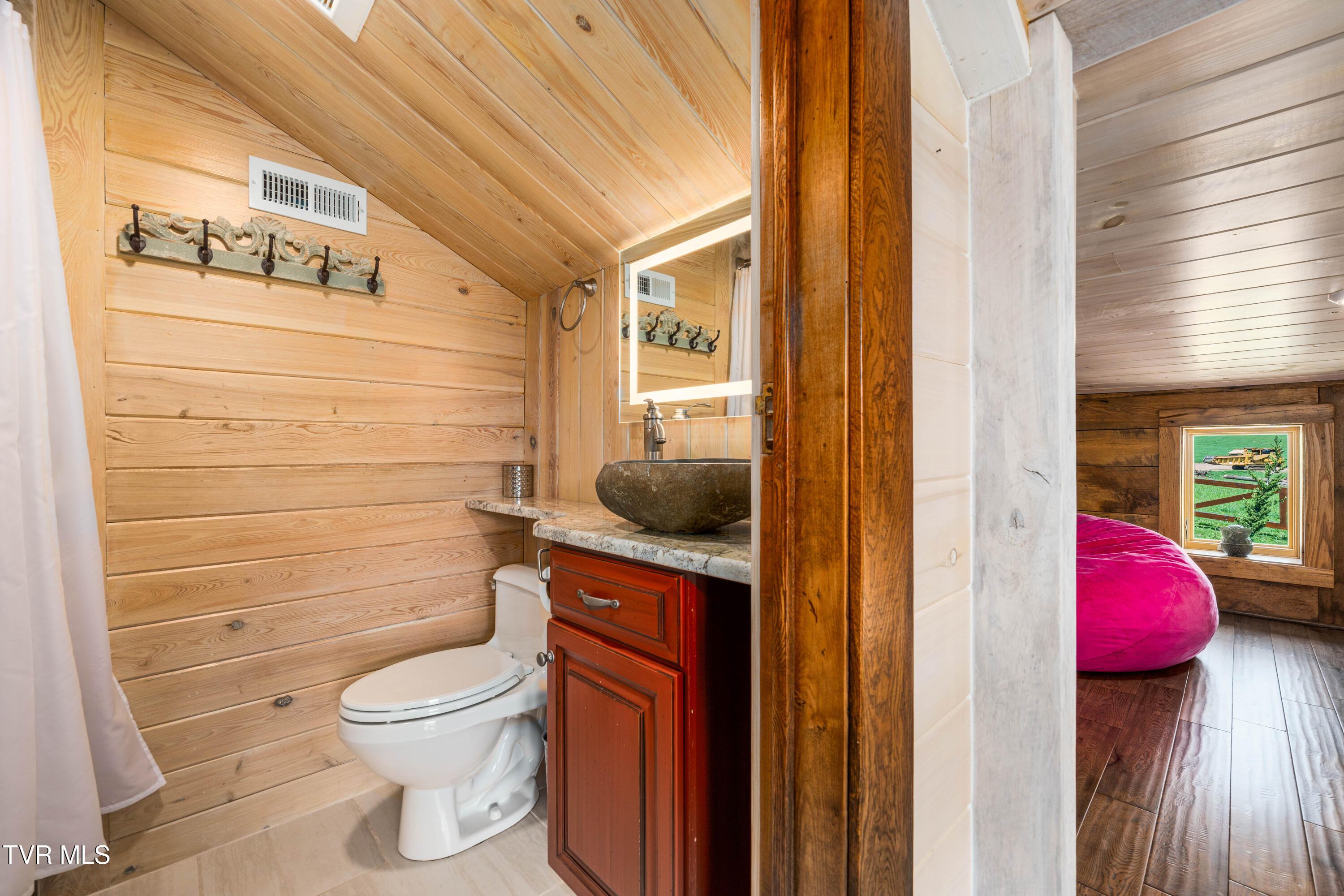 110 North River Lane Butler, TN 37640 - Photo 26 of 50 110 North River Shores (71 of 79)