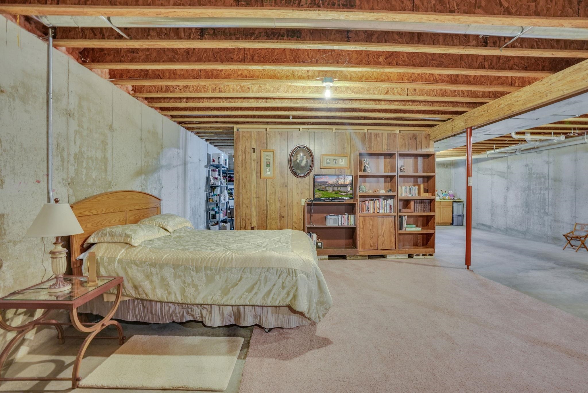 712 East 38 Road Cadillac, MI 49601 - Photo 45 of 67