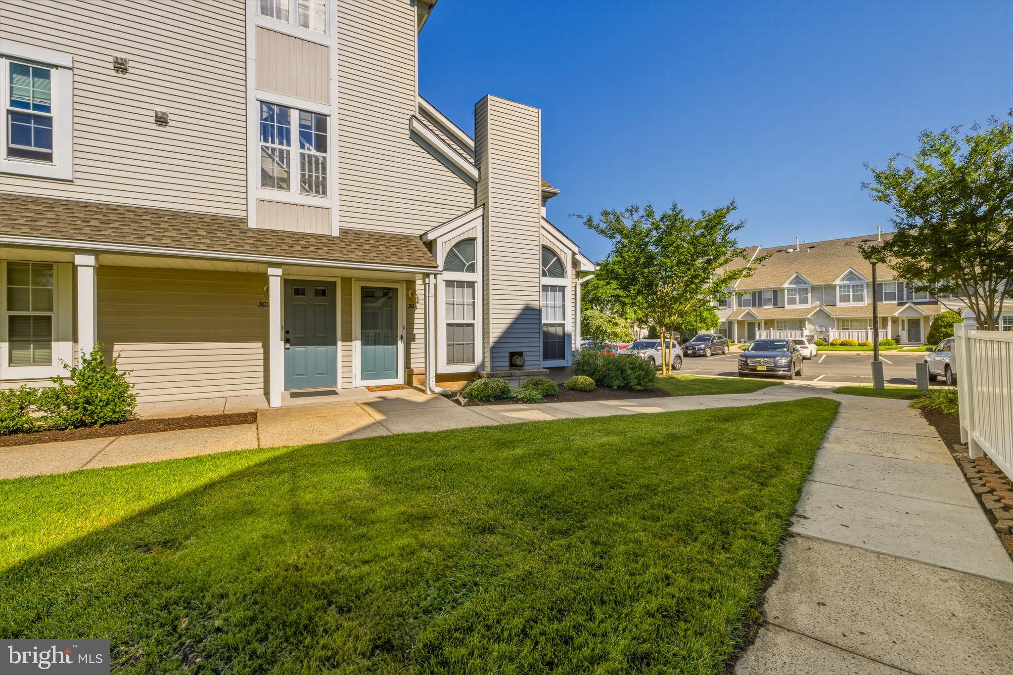 302 Wharton Road Mount Laurel, NJ 08054 - Photo 1 of 18