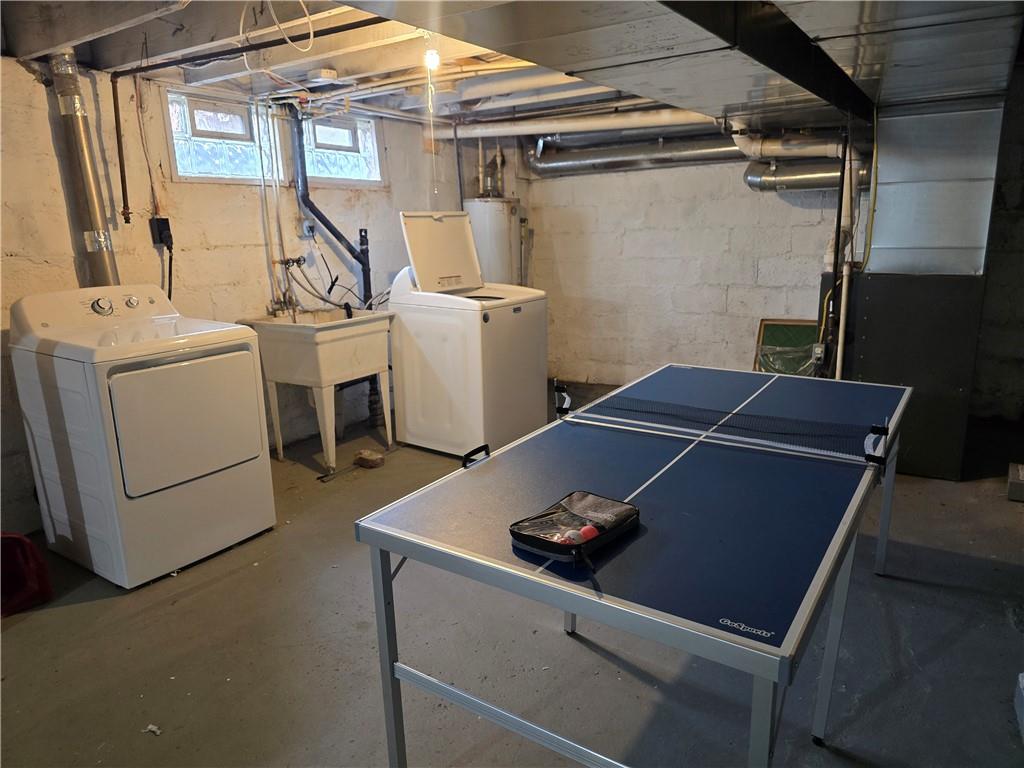 6501 Deary Street Pittsburgh, PA 15206 - Photo 42 of 47 a storage room with washer and dryer