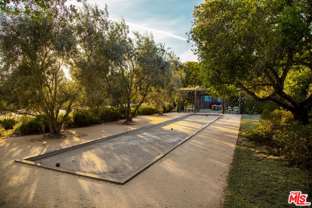 650 San Ysidro Road Santa Barbara, CA 93108 - Photo 52 of 55 a view of a backyard