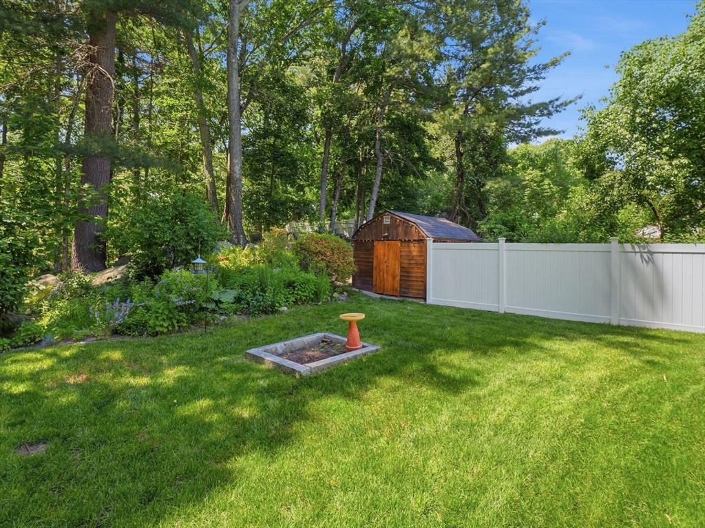 77 Old Stage Road Chelmsford, MA 01824 - Photo 33 of 40