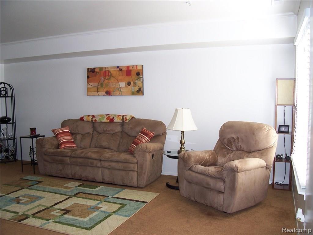 22138 Cape Cod Way Farmington, MI 48336 - Photo 2 of 27