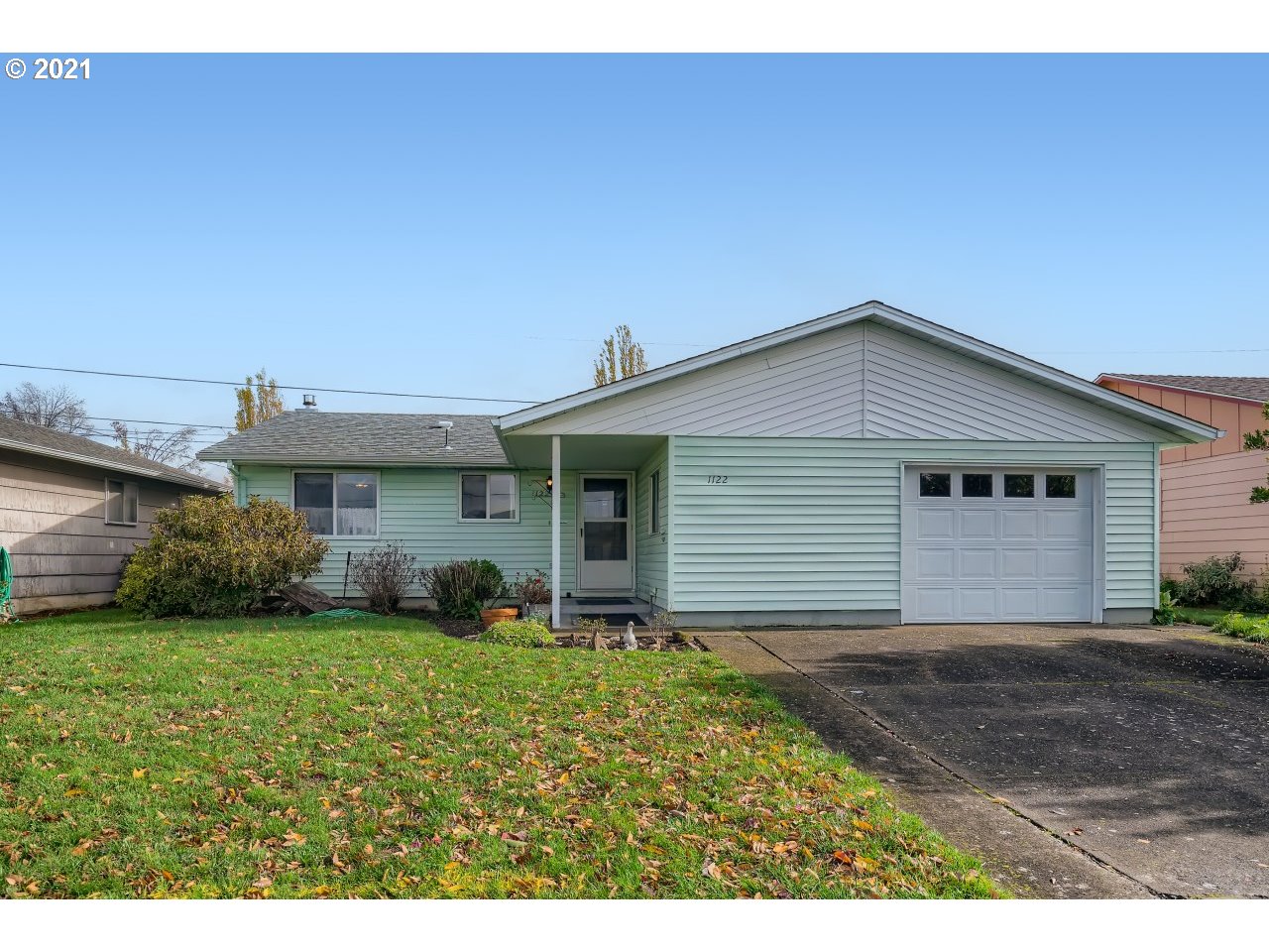 1122 Stanfield Road Woodburn, OR 97071 - Photo 1 of 18 Gallery Image 1