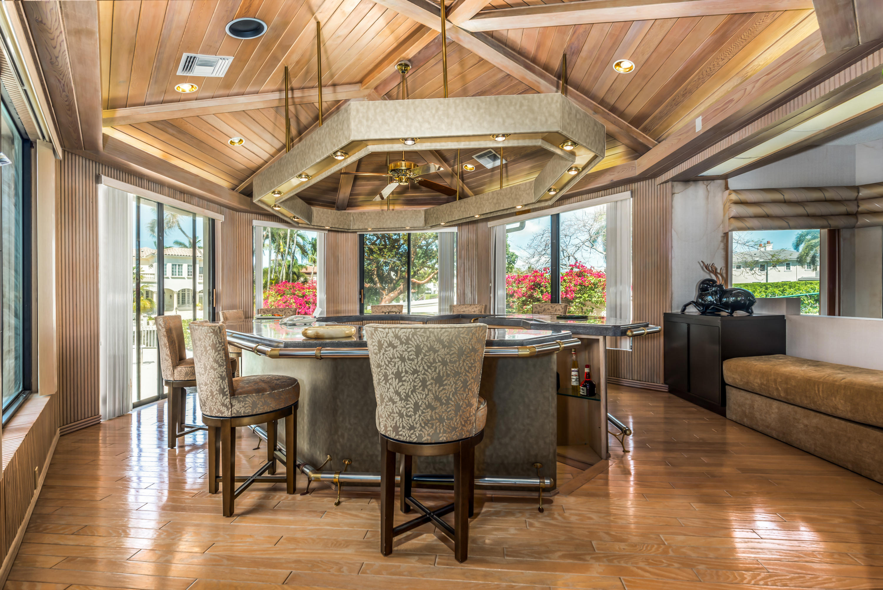 361 East Alexander Palm Road Boca Raton, FL 33432 - Photo 16 of 42 014_Bar