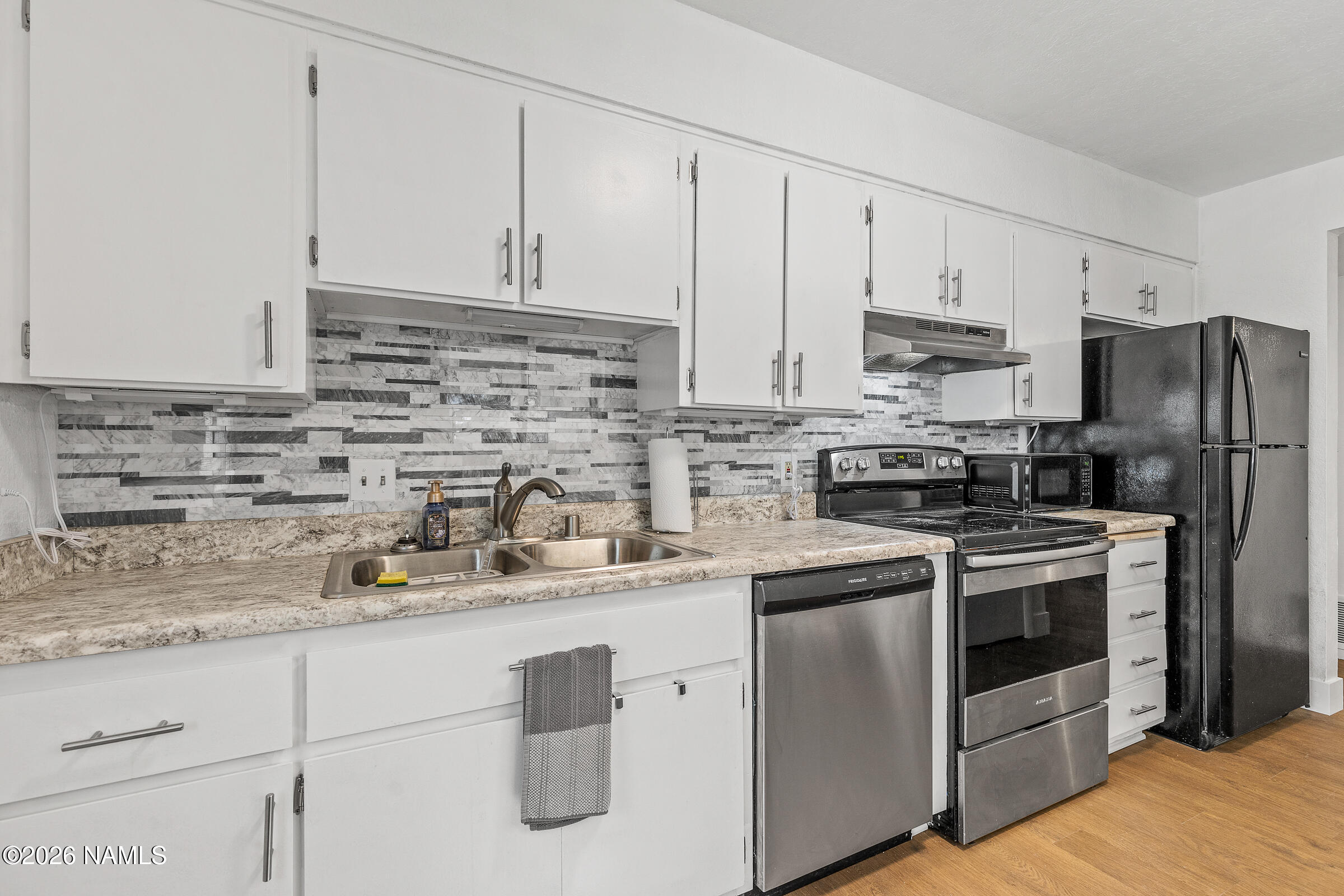 4367 East Hollygreen Road Flagstaff, AZ 86004 - Photo 9 of 21 4367 E Hollygreen Rd-12