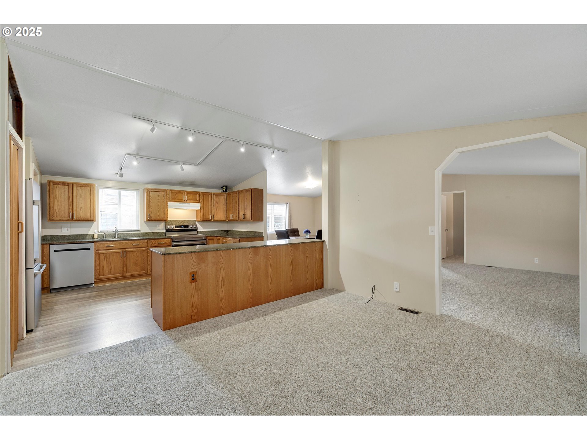 21910 Southeast Stark Street, Unit 11 Gresham, OR 97030 - Photo 13 of 30