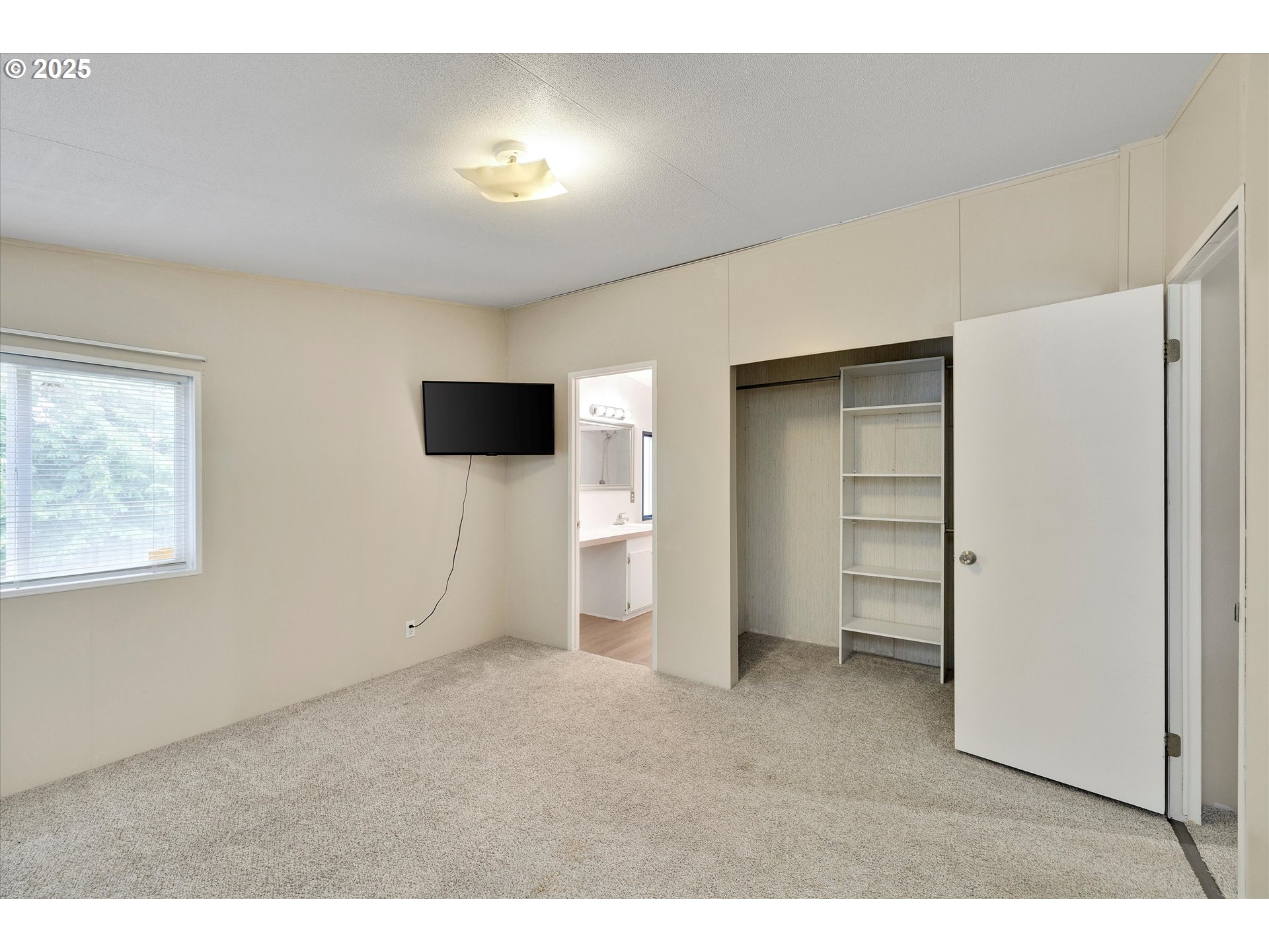 21910 Southeast Stark Street, Unit 11 Gresham, OR 97030 - Photo 16 of 30