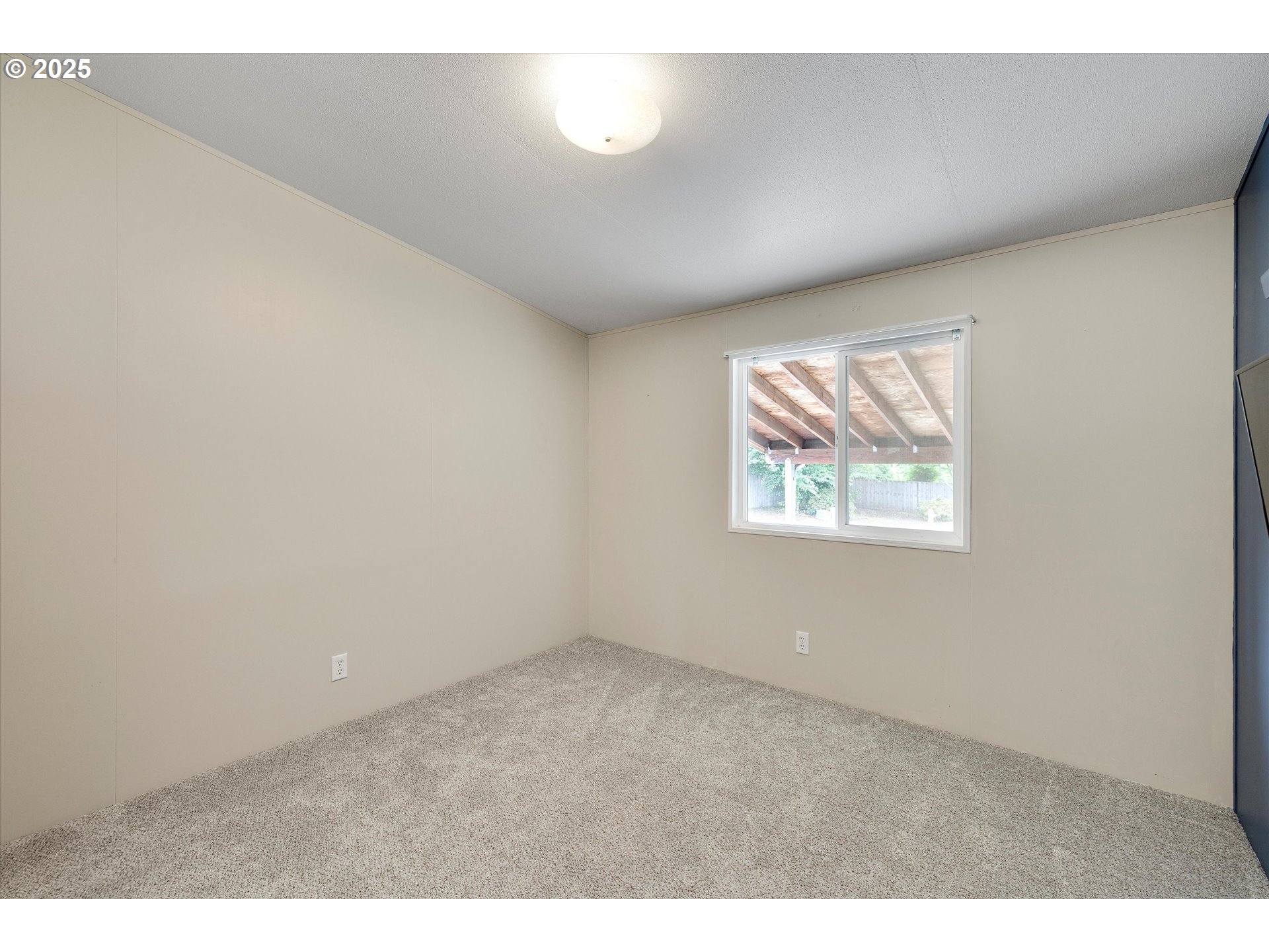 21910 Southeast Stark Street, Unit 11 Gresham, OR 97030 - Photo 21 of 30