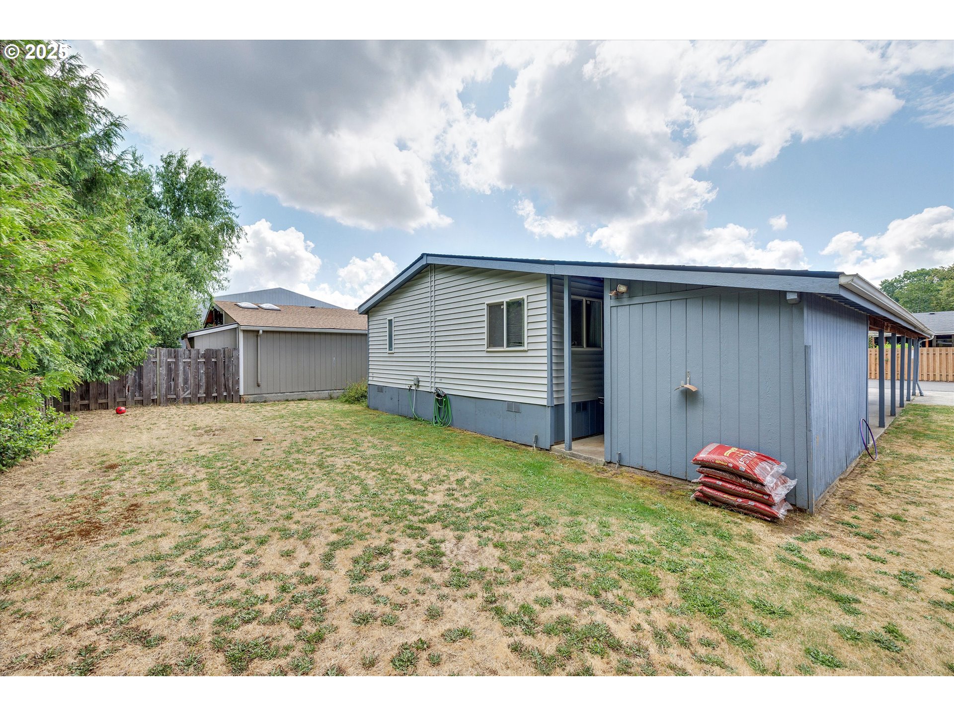 21910 Southeast Stark Street, Unit 11 Gresham, OR 97030 - Photo 24 of 30