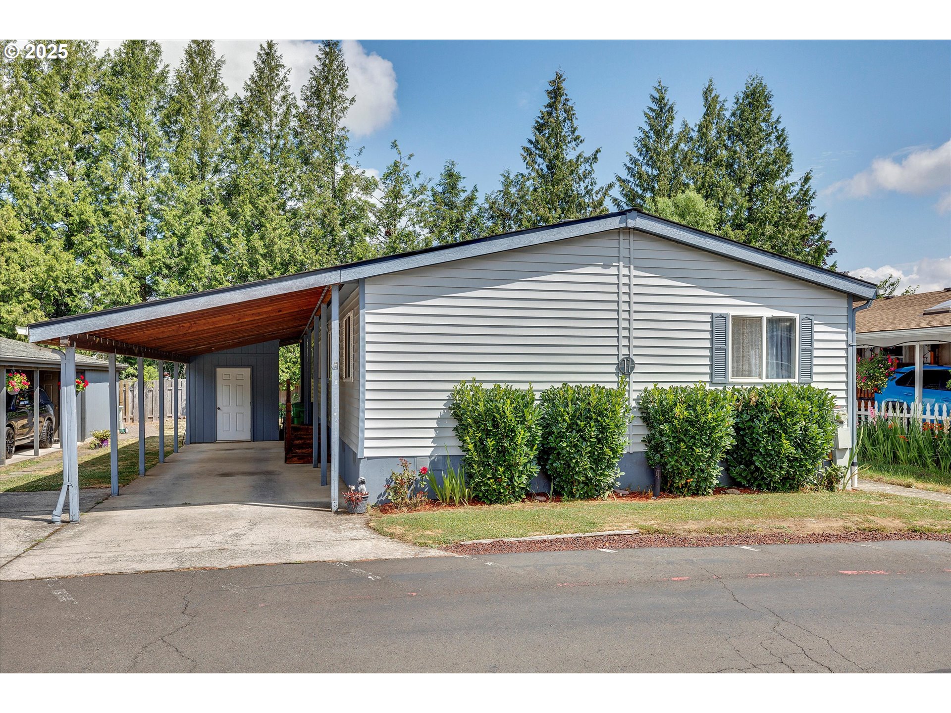 21910 Southeast Stark Street, Unit 11 Gresham, OR 97030 - Photo 28 of 30