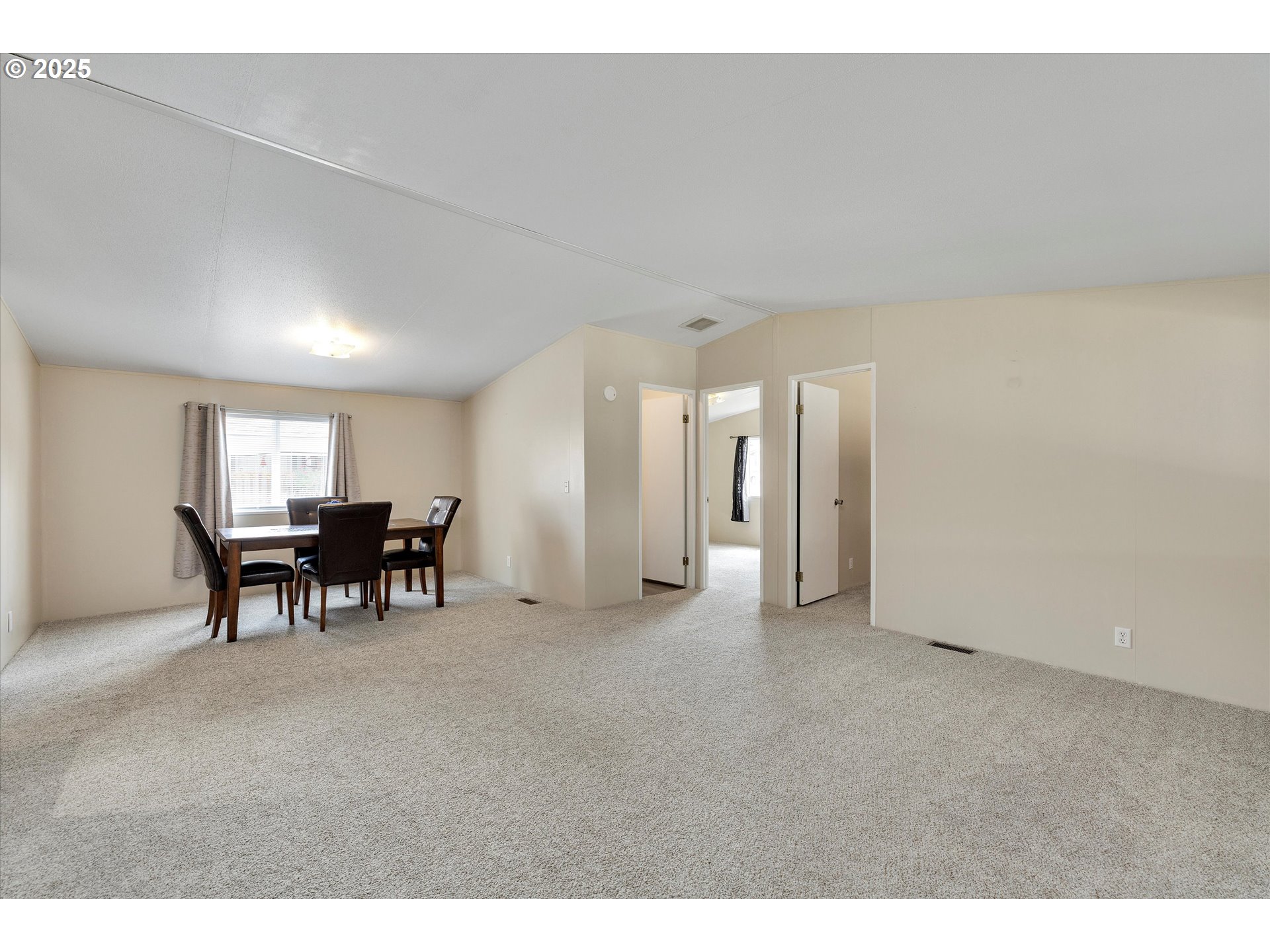 21910 Southeast Stark Street, Unit 11 Gresham, OR 97030 - Photo 3 of 30