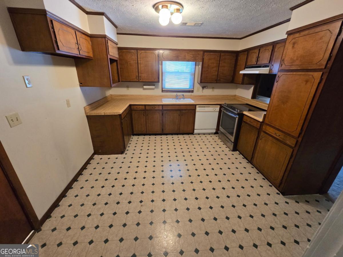 212 Marvin Church Road Lyons, GA 30436 - Photo 10 of 20