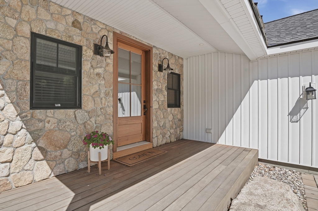 182 Manchaug Road Sutton, MA 01590 - Photo 5 of 41 Gallery Image 5