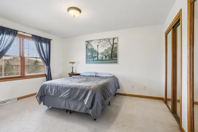 $224,900 | 1690 Drum Corps Drive, Menasha, WI 54952