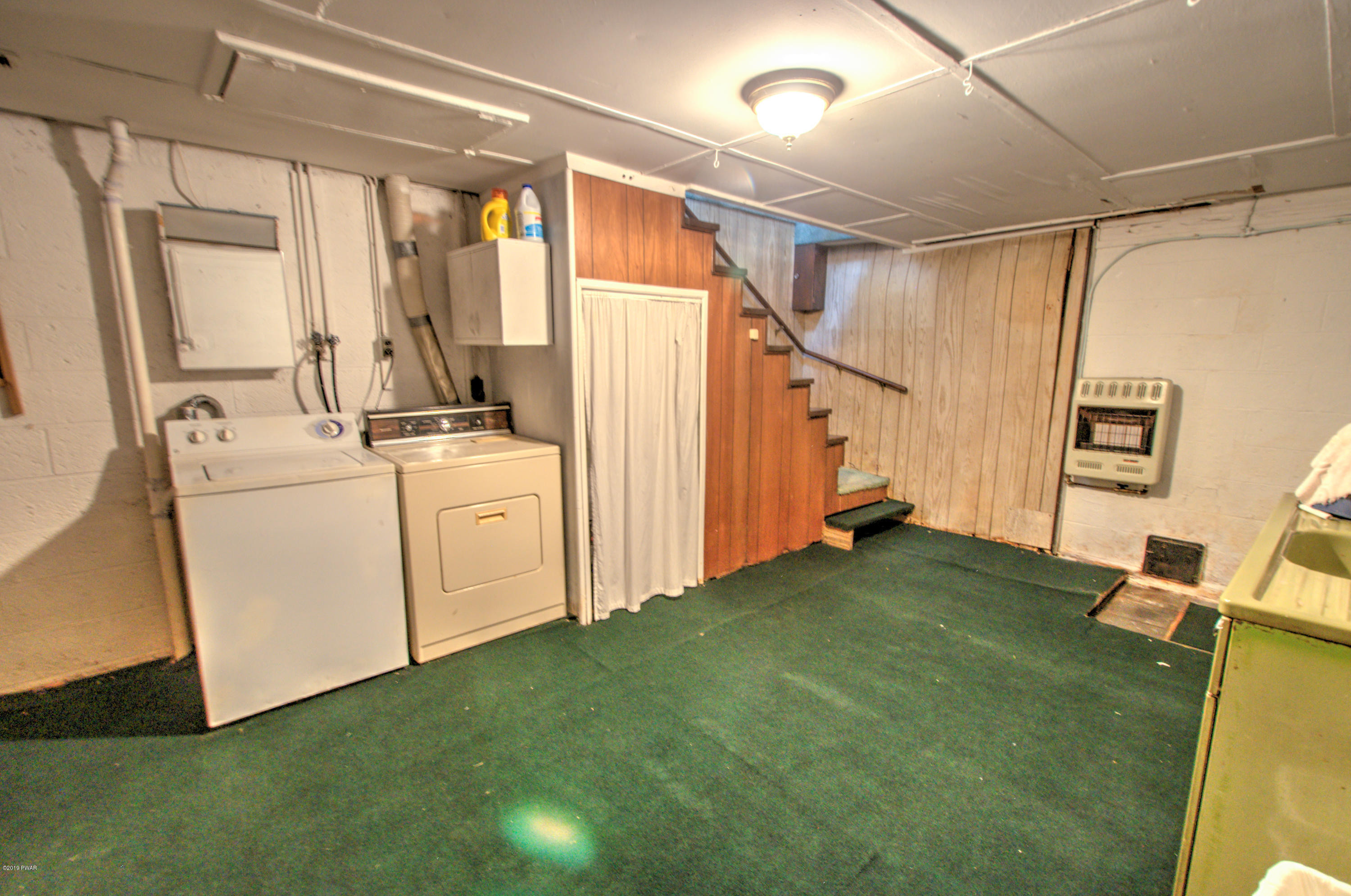 111 Riverside Drive Greentown, PA 18426 - Photo 20 of 32