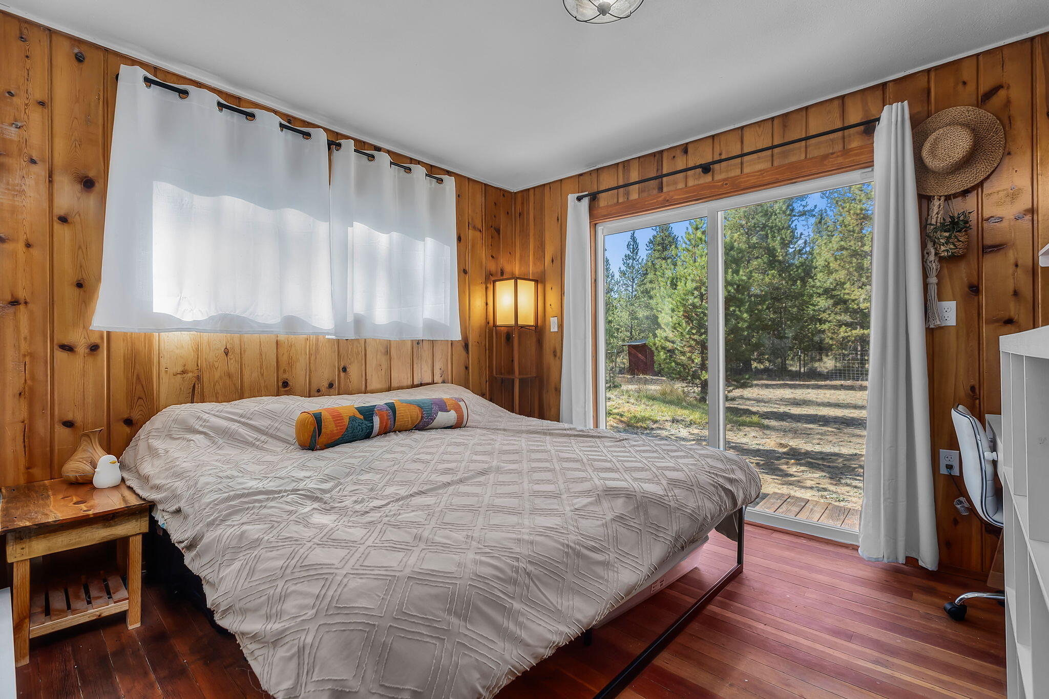 51273 Parker Road La Pine, OR 97739 - Photo 10 of 34 2025_10_23_51273_parker_road_la_pine-17