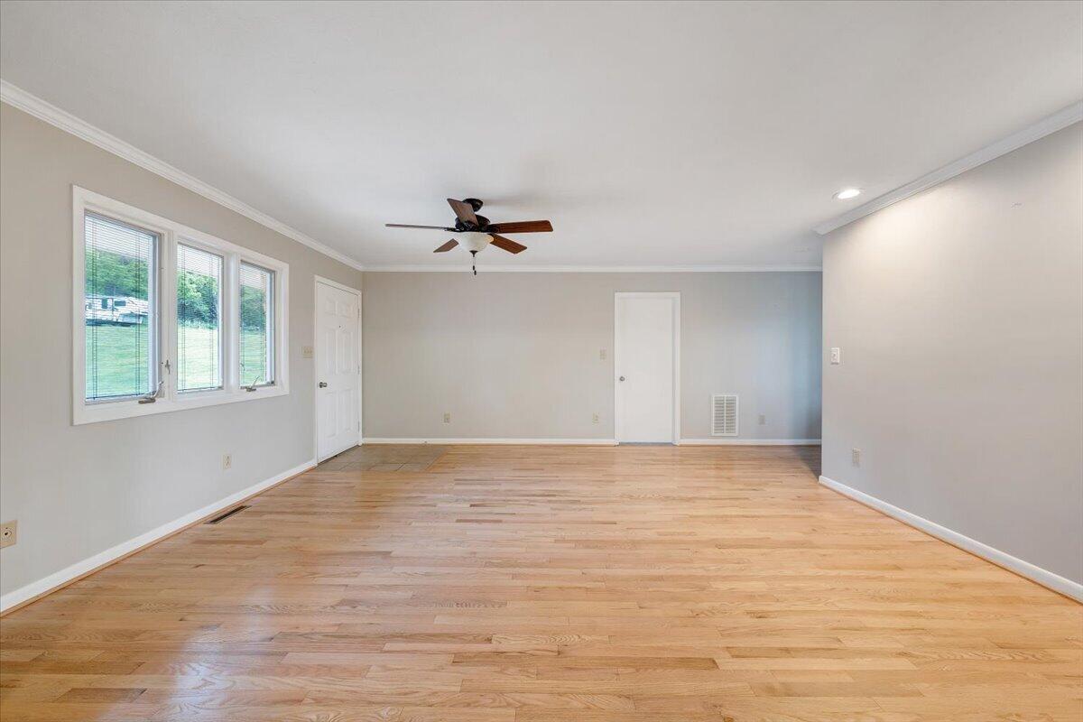 3116 Wheatland Road Fincastle, VA 24090 - Photo 11 of 56 12-MIB01728
