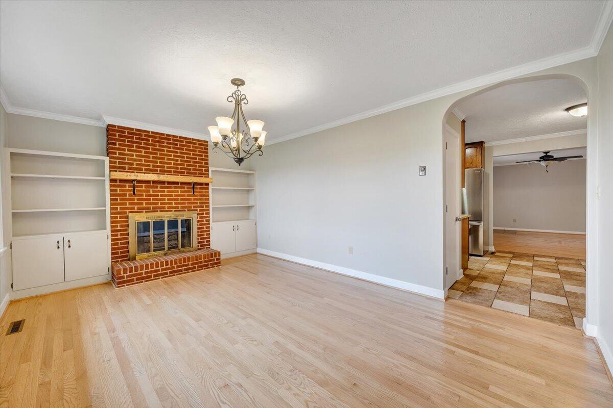 3116 Wheatland Road Fincastle, VA 24090 - Photo 3 of 56 03-MIB01695