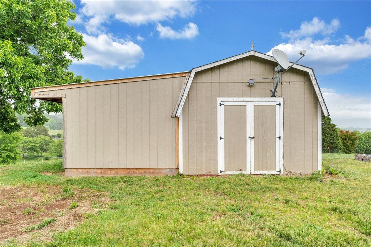 3116 Wheatland Road Fincastle, VA 24090 - Photo 42 of 56 46-MIB01845