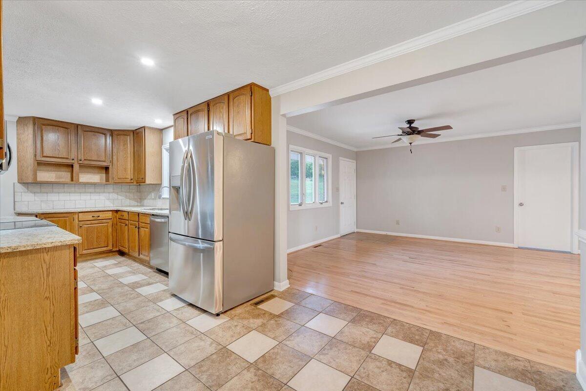 3116 Wheatland Road Fincastle, VA 24090 - Photo 6 of 56 07-MIB01722