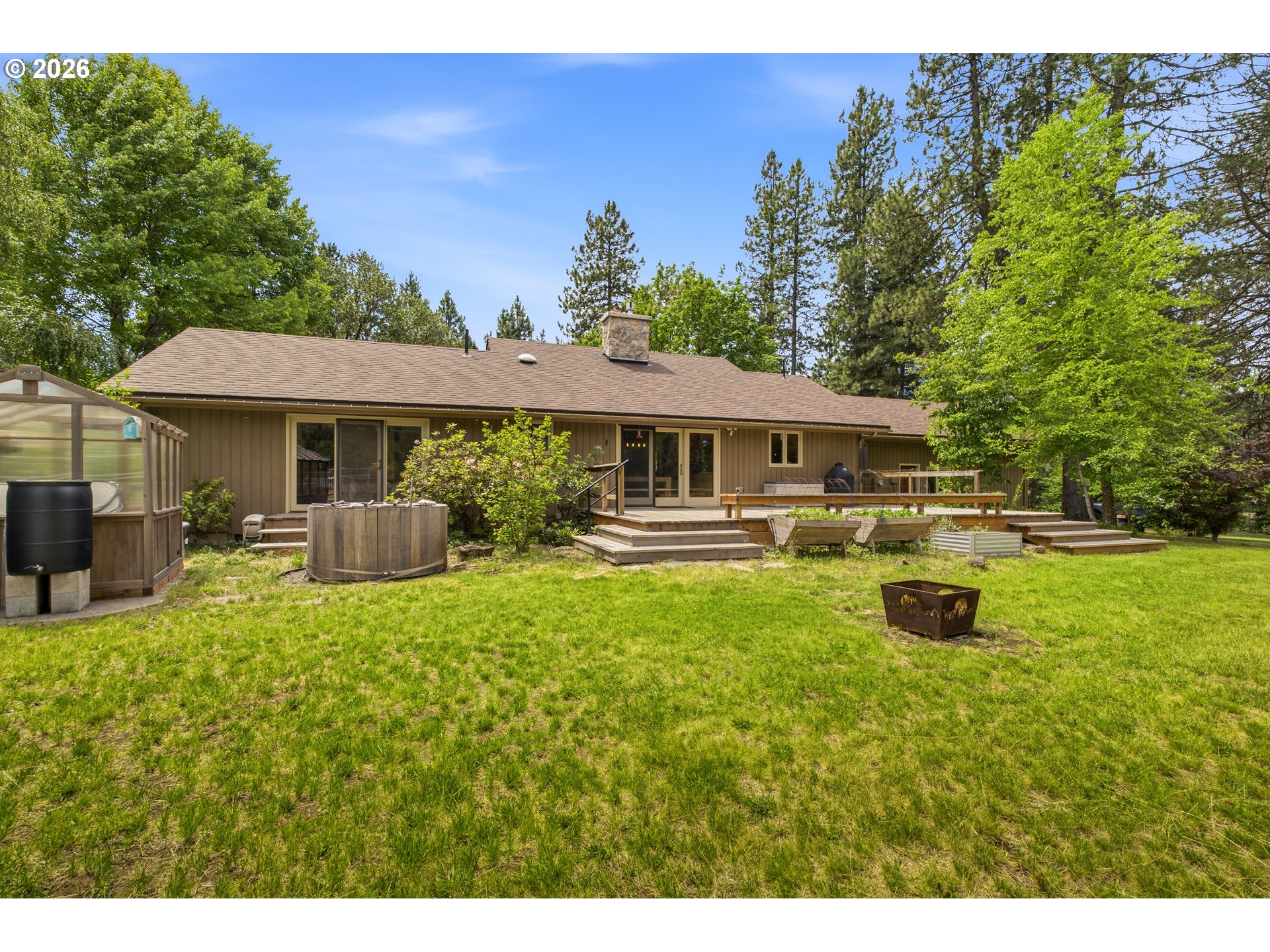 610 Sunnyside Road Trout Lake, WA 98650 - Photo 3 of 47