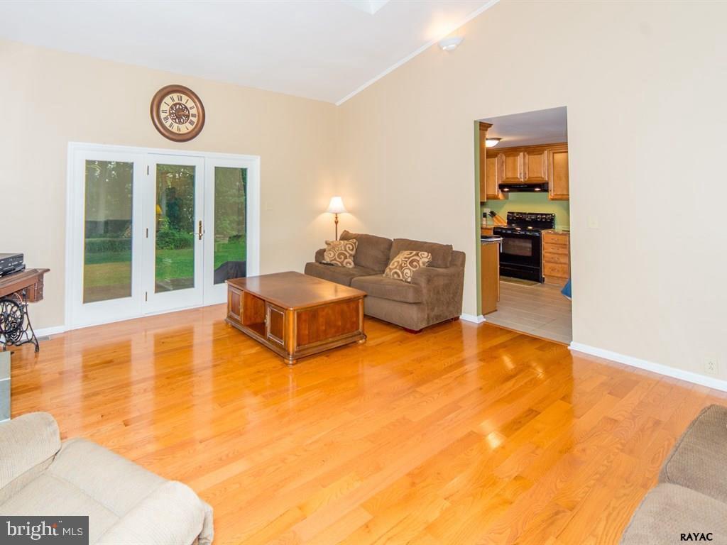 14757 Trout School Road Felton, PA 17322 - Photo 8 of 28 Gallery Image 8