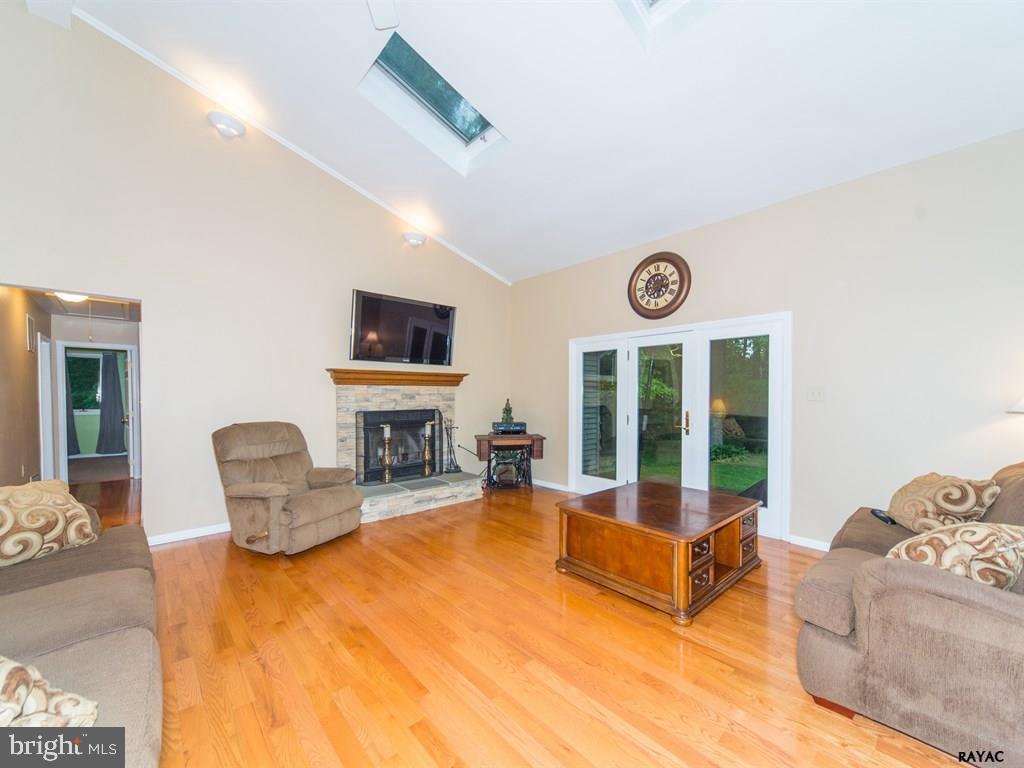 14757 Trout School Road Felton, PA 17322 - Photo 9 of 28 Gallery Image 9