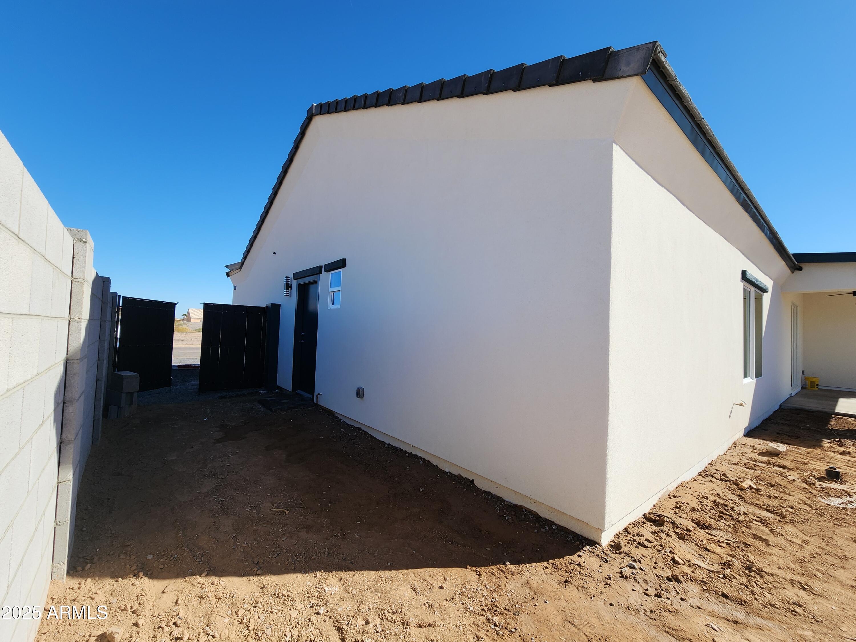 13564 South Durango Road Arizona City, AZ 85123 - Photo 11 of 30 a view of entryway