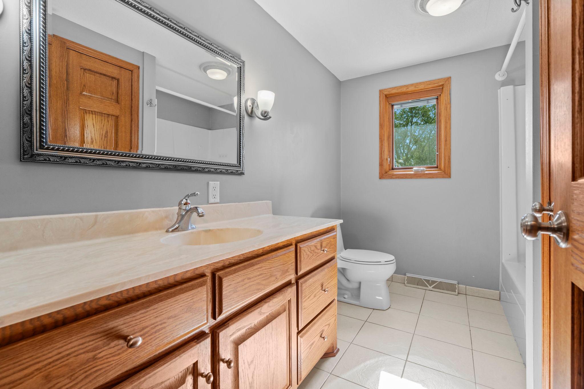 302 Jennifer Lane Jordan, MN 55352 - Photo 10 of 24 Gallery Image 10