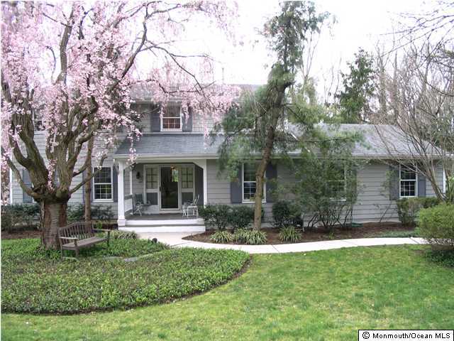291 Dwight Road Middletown, NJ 07748 - Photo 1 of 3 Primary Photo