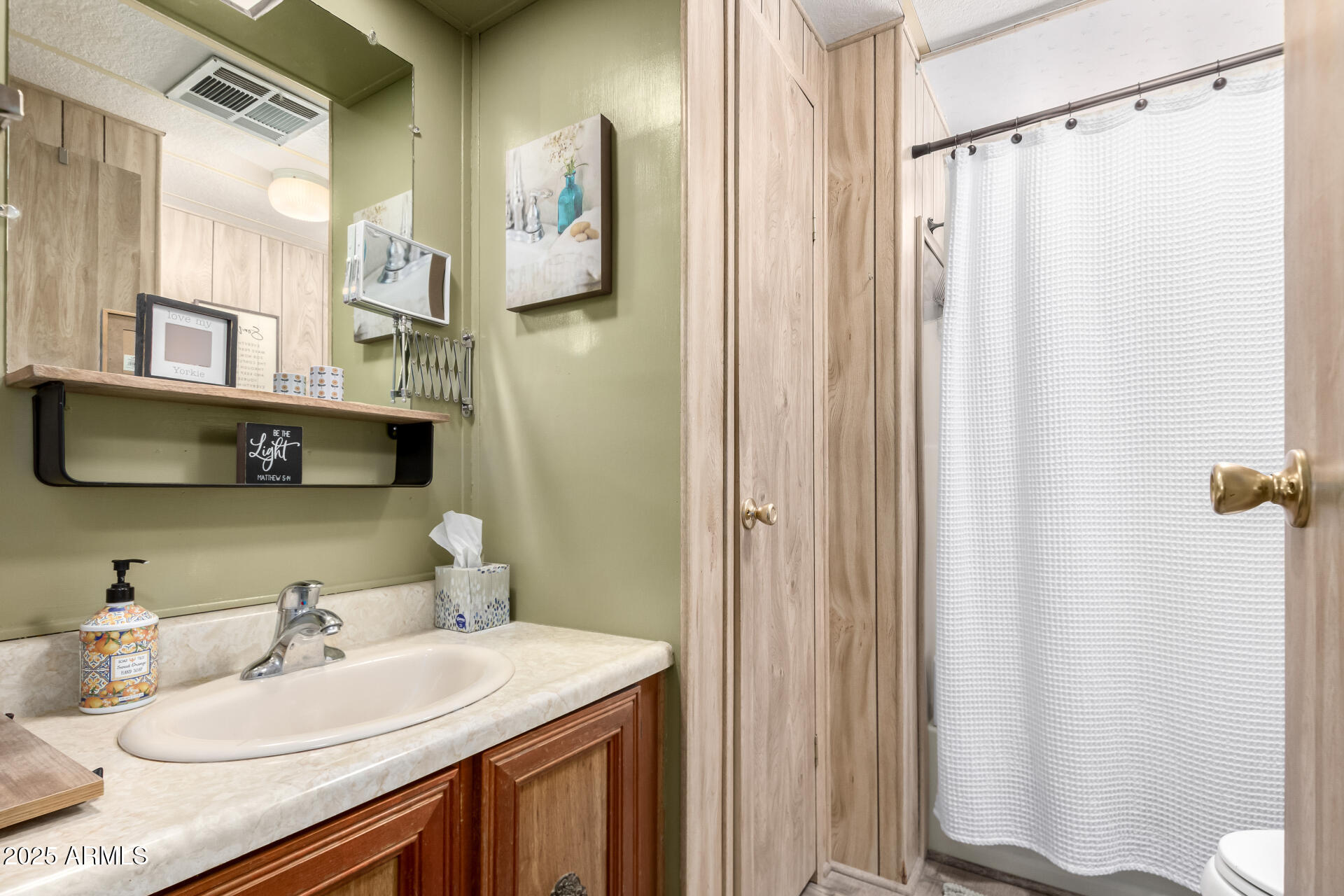 1030 North Delaware Drive, Unit 31 Apache Junction, AZ 85120 - Photo 13 of 27 15 - Delaware