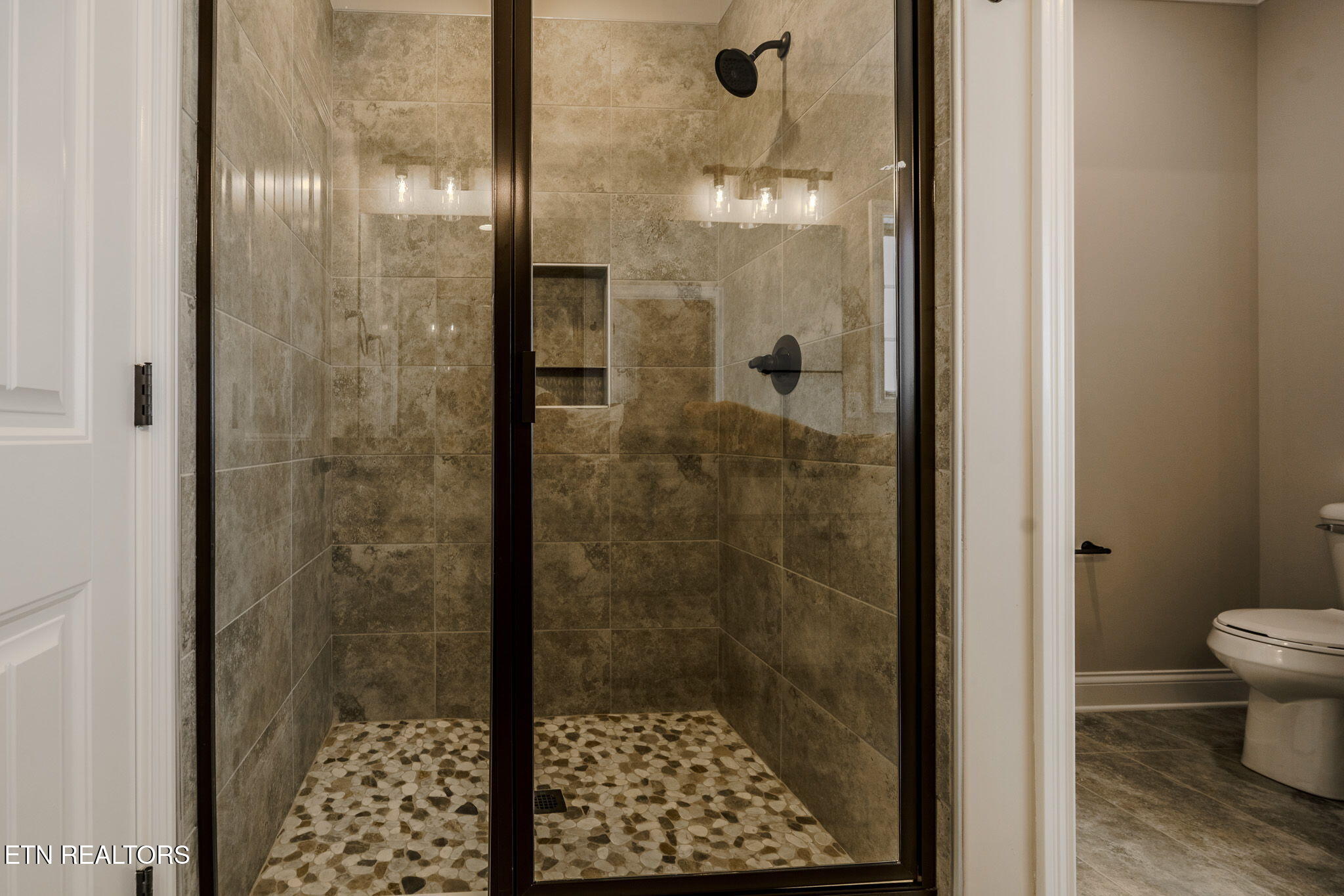 2931 Snow Pond Road Knoxville, TN 37931 - Photo 24 of 56 Master Shower 1