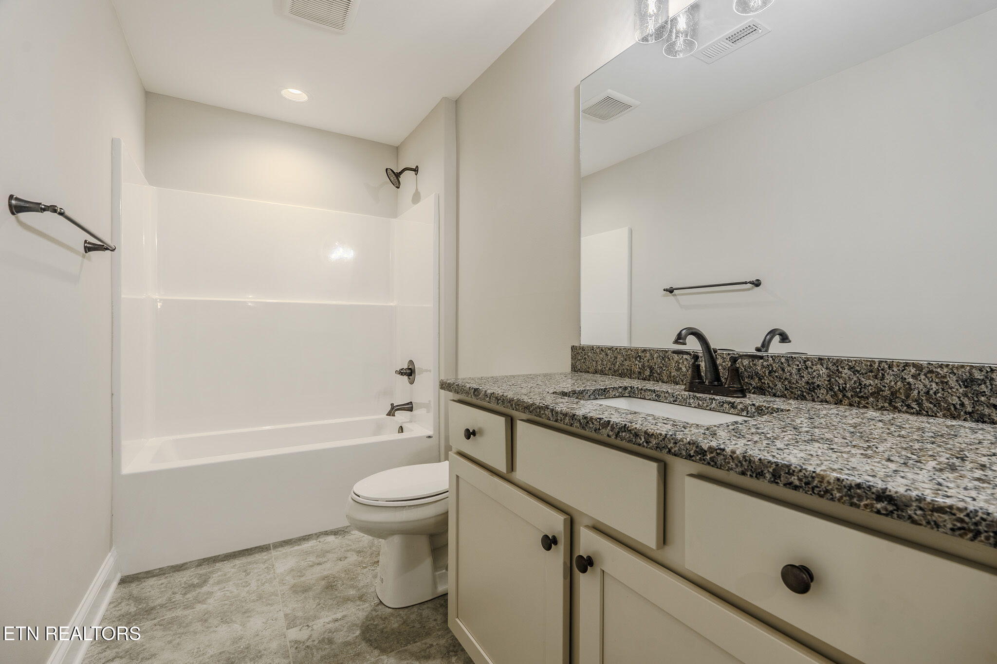 2931 Snow Pond Road Knoxville, TN 37931 - Photo 43 of 56 Upstairs Bathroom 2 1