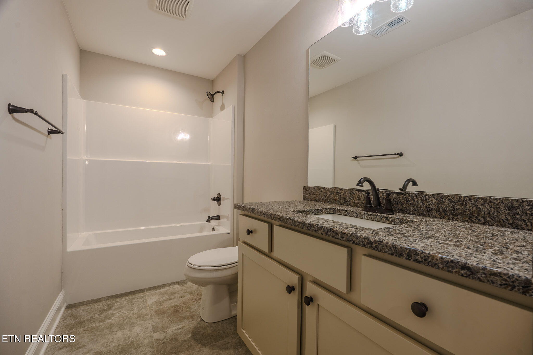 2931 Snow Pond Road Knoxville, TN 37931 - Photo 44 of 56 Upstairs Bathroom 2 2