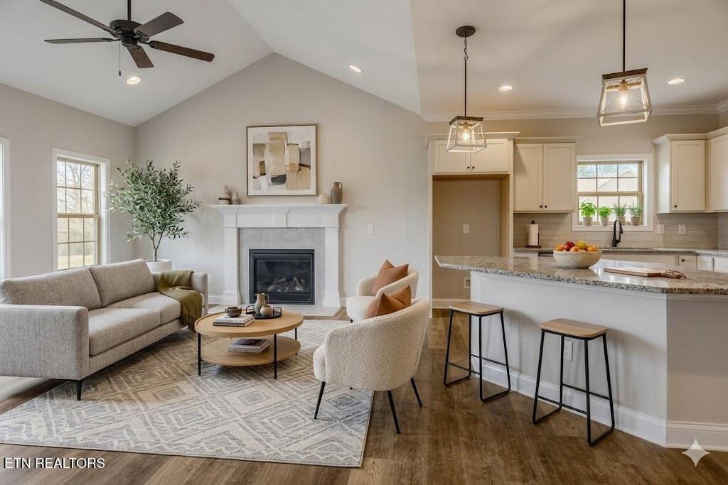 2931 Snow Pond Road Knoxville, TN 37931 - Photo 8 of 56 VS Living Room