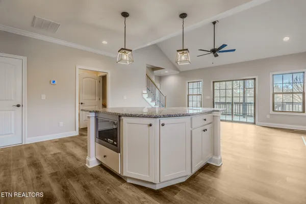 $778,900 | 2931 Snow Pond Road, Knoxville, TN 37931