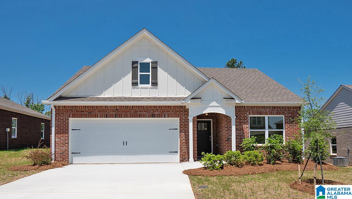 868 Valley Circle Leeds, AL 35094 - Photo 3 of 30