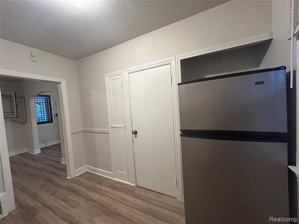 4401 Buckingham Detroit, MI 48224 - Photo 4 of 41