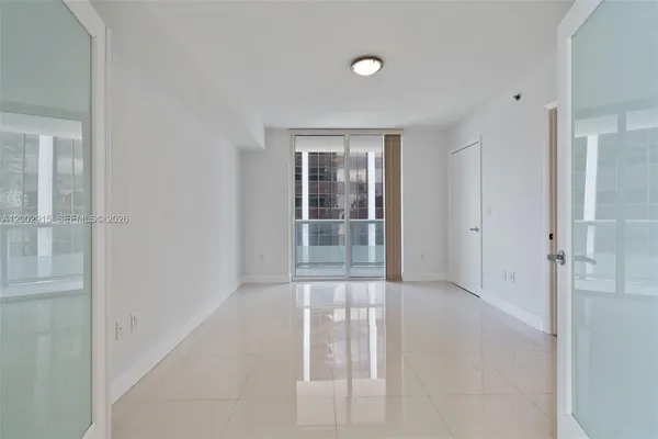 $6,700 | 50 Biscayne Boulevard, Unit 2610, Miami, FL 33132