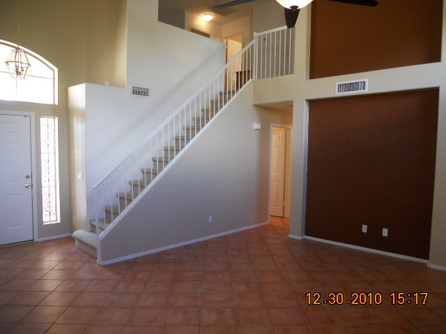438 West Colt Road Tempe, AZ 85284 - Photo 3 of 12 INTERIOR 1