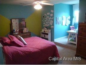 2541 Shawnee Drive Springfield, IL 62702 - Photo 15 of 16 Gallery Image 15