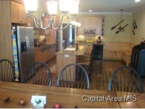 2541 Shawnee Drive Springfield, IL 62702 - Photo 7 of 16 Gallery Image 7