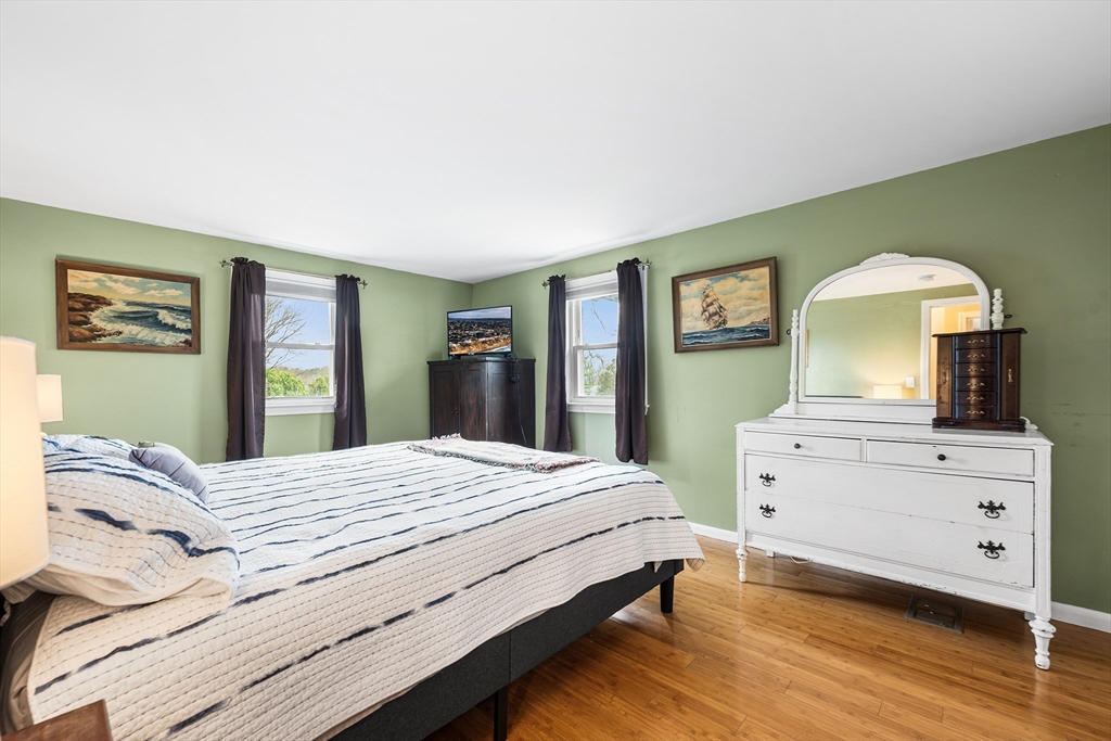 674 Trull Road Tewksbury, MA 01876 - Photo 20 of 42