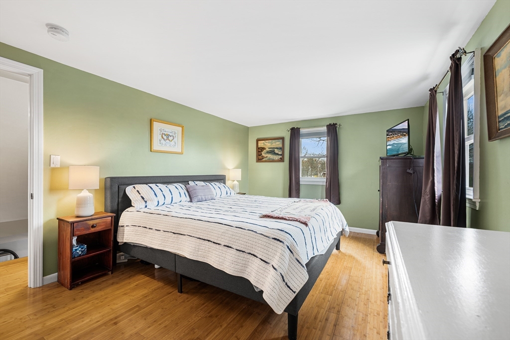 674 Trull Road Tewksbury, MA 01876 - Photo 22 of 42