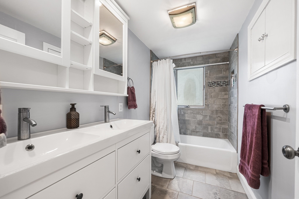 674 Trull Road Tewksbury, MA 01876 - Photo 25 of 42