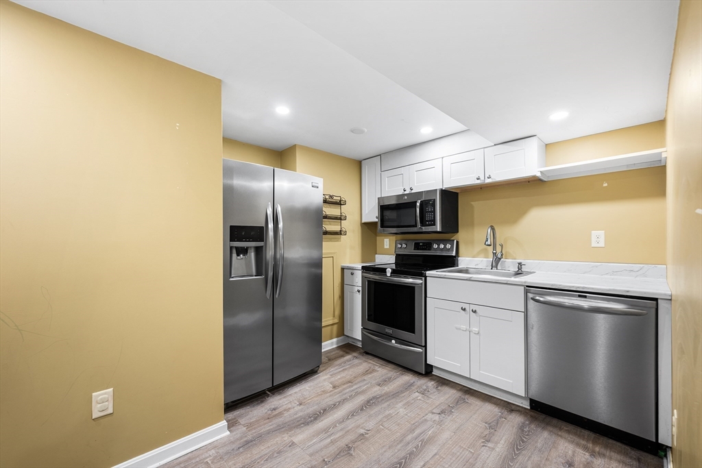 674 Trull Road Tewksbury, MA 01876 - Photo 27 of 42