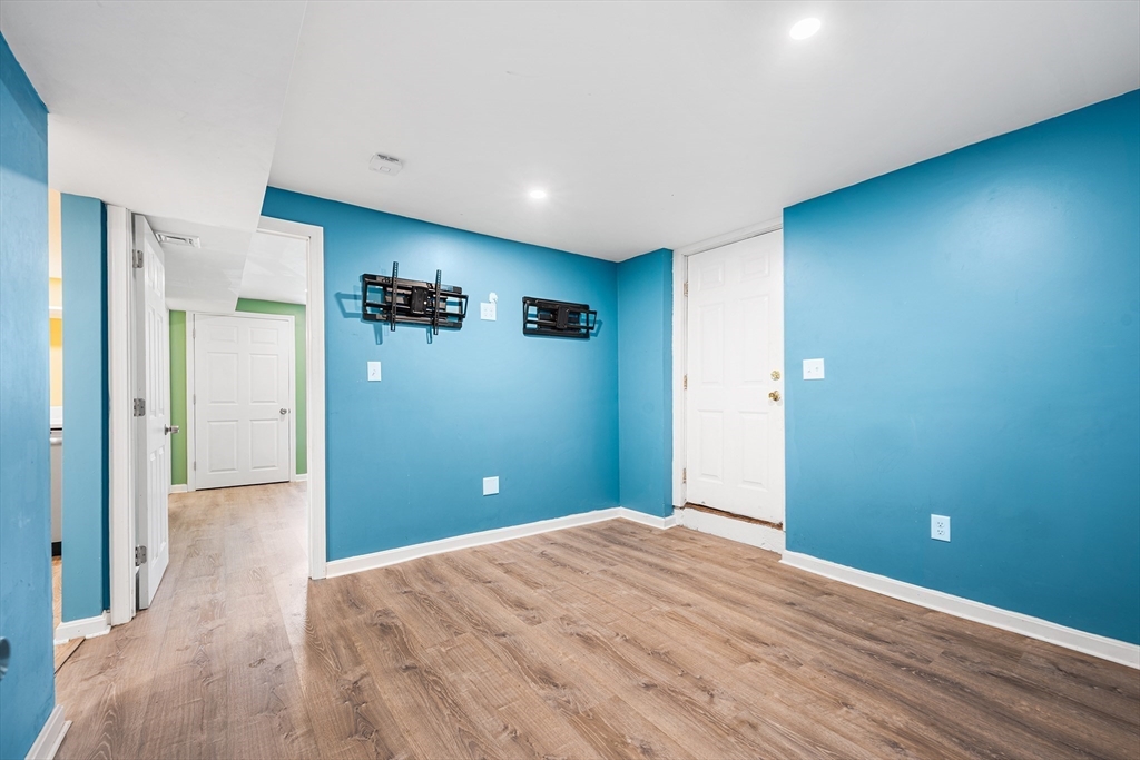 674 Trull Road Tewksbury, MA 01876 - Photo 30 of 42