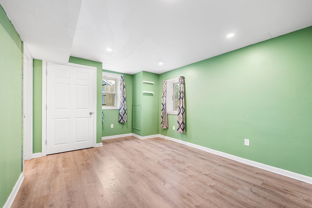 674 Trull Road Tewksbury, MA 01876 - Photo 31 of 42